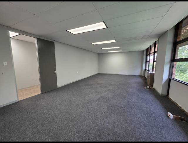 529M² OFFICE TO LET IN ORMONDE